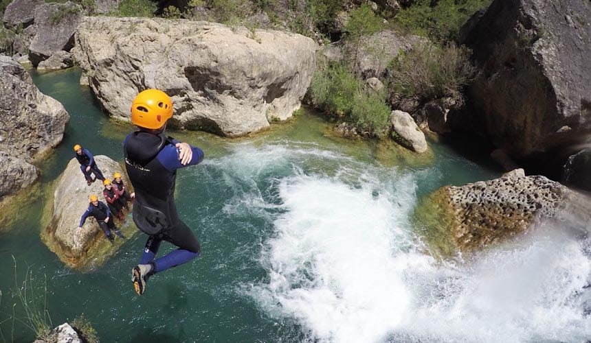 Canyoning in Cuenca. Canyoning in Madrid with Dreampeaks
