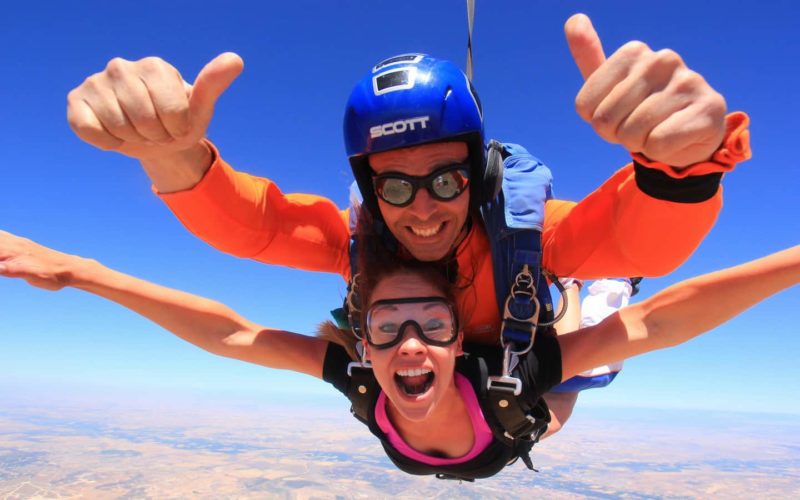 Dreampeaks - Adventure outdoor activities & adventure Skydiving in Madrid
