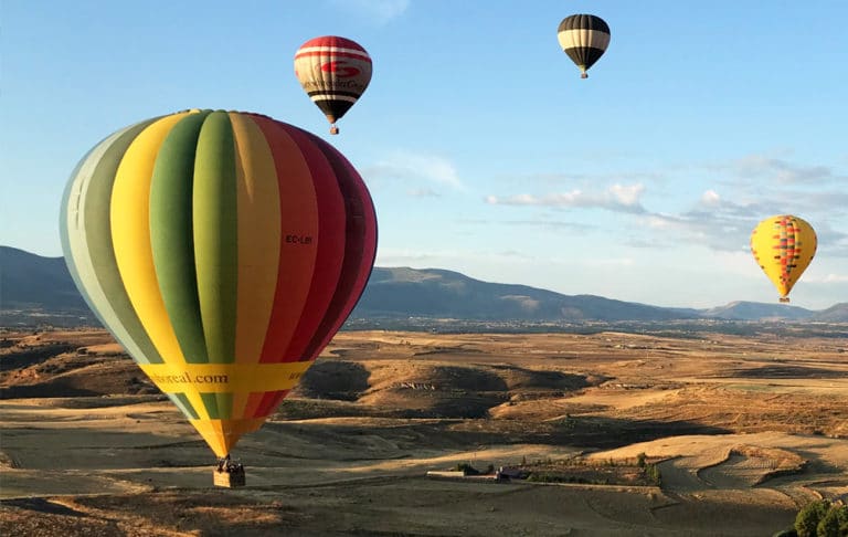 Balloon Flight in Madrid. Adventure tours and Outdoor Experiences in Madrid with Dreampeaks