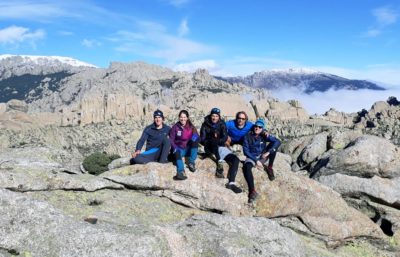 Hiking and Rock Climbing in La Pedriza with Dreampeaks. Rock climbing in Madrid.