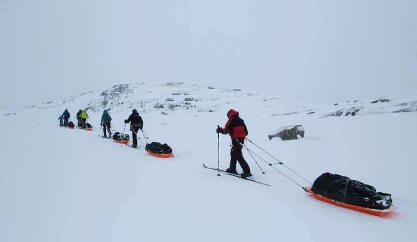 Build an Igloo. Winter Hike in Madrid. Snowshoeing in Madrid with Dreampeaks