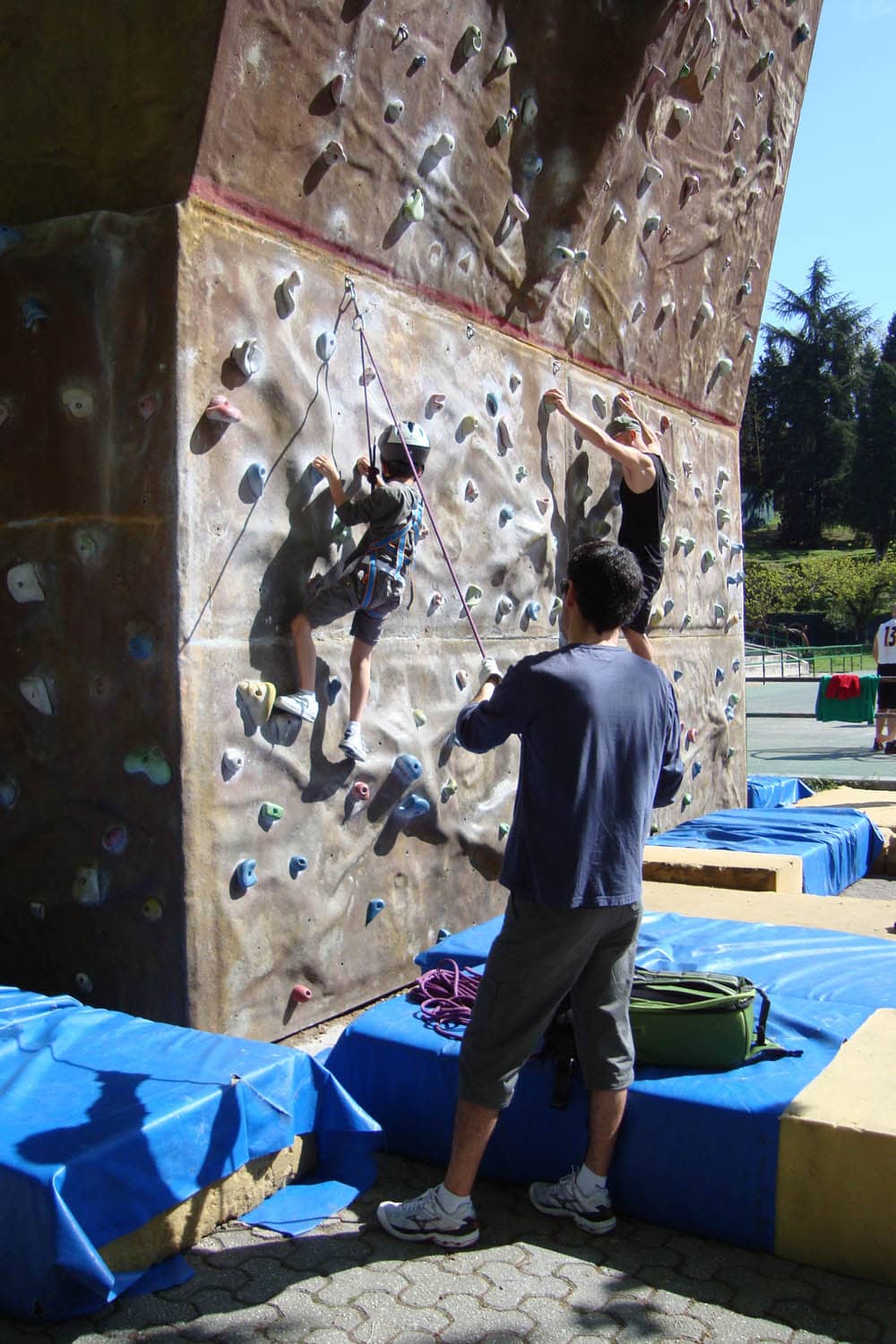 Rock Climbing in Madrid with Dreampeaks.