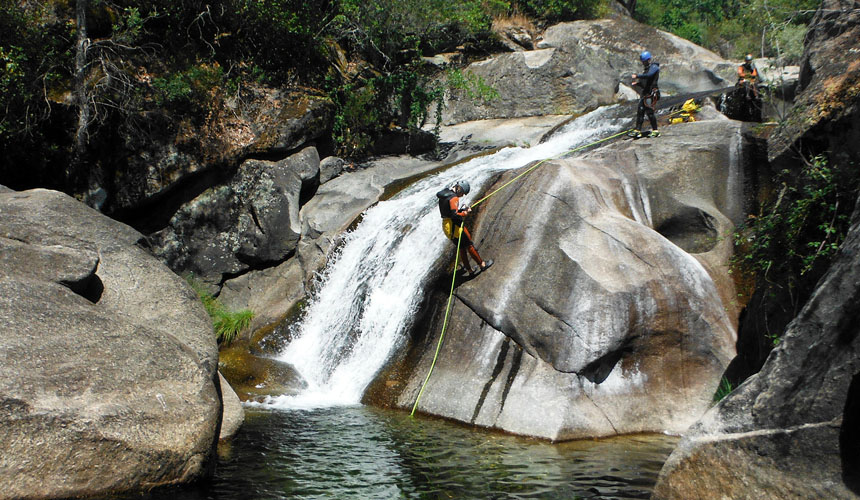 Canyoning in Madrid. Outdoor Adventure in Madrid with Dreampeaks.