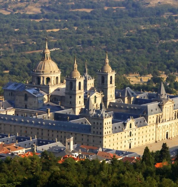 Visit El Escorial Day Trip. Private visit to El Escorial Monastery