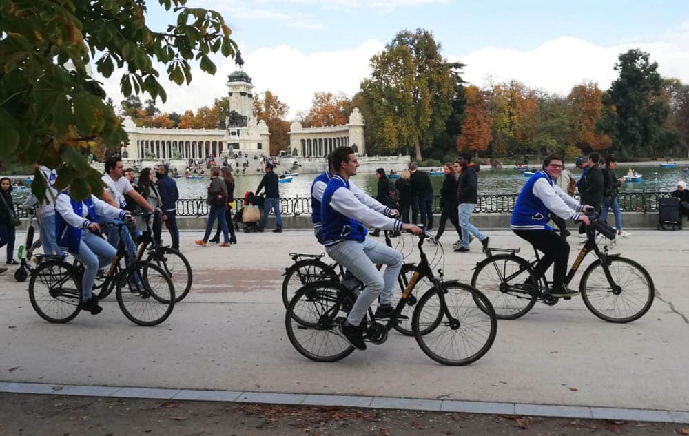 Retiro Park Bike Tour in Madrid with Dreampeaks.